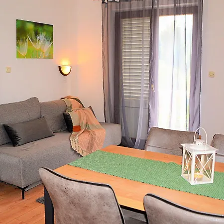 Maja * דוברופוליינה